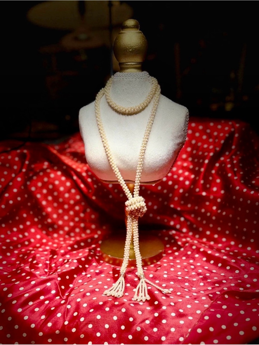 Elegant Cream Bead Lariat Necklace - Women Jewelry
